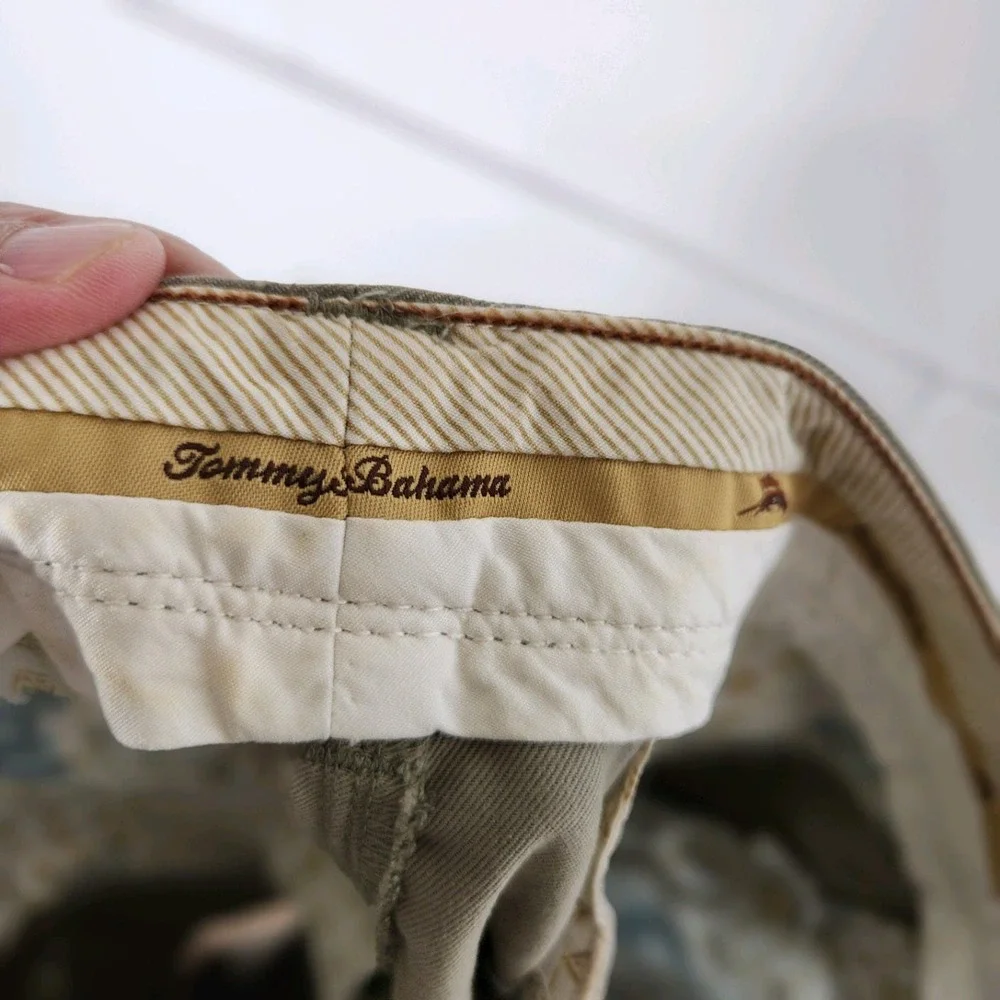 Tommy Bahama Cotton Tencel Blend Khaki Shorts‎ Men's Size 36